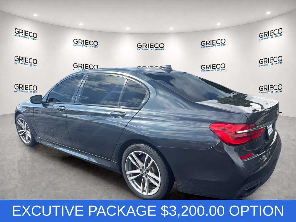 Used 2019 BMW 750i xDrive w/ Executive Package AWD/4WD image 4