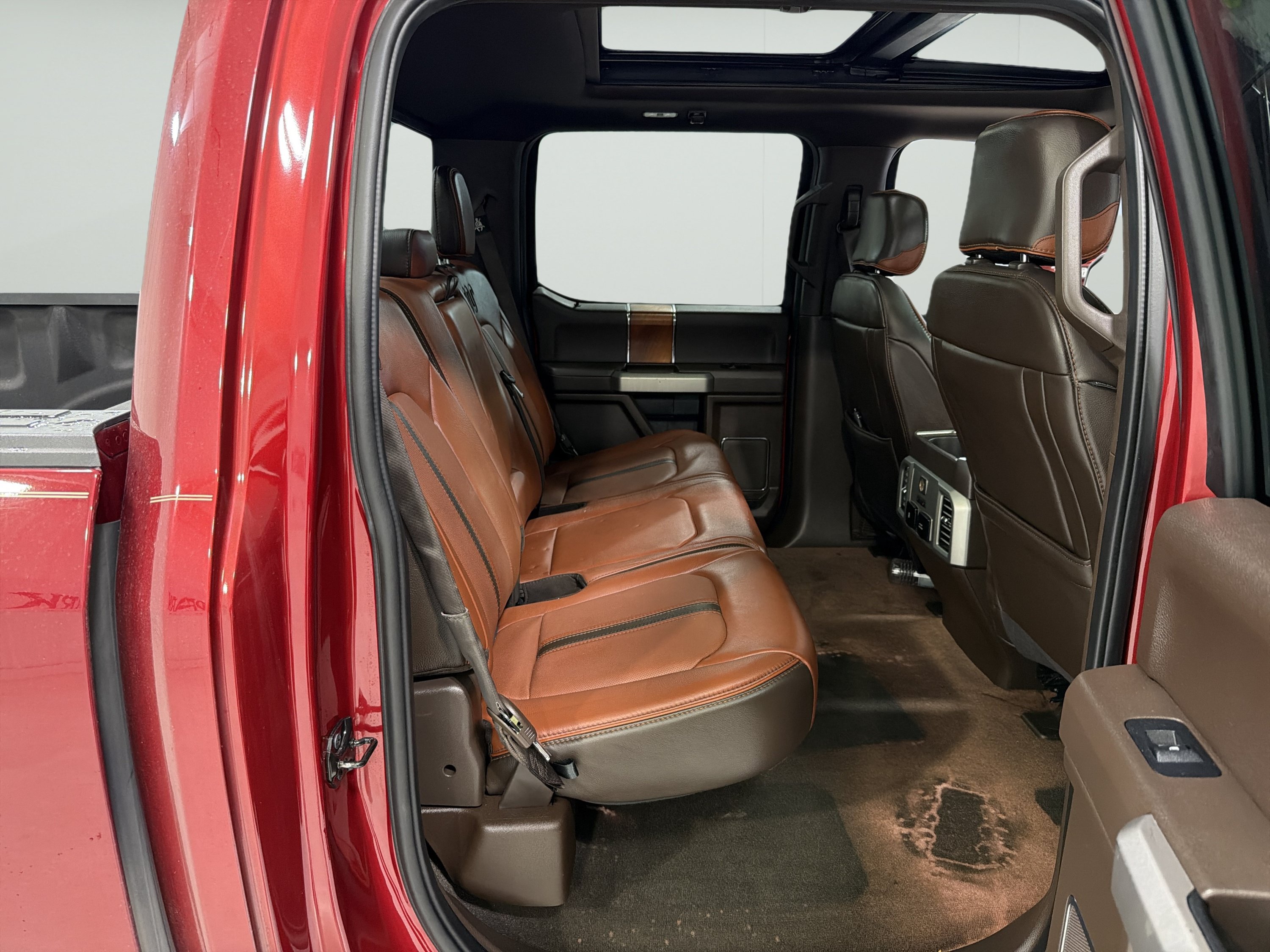 Used 2019 Ford F150 King Ranch w/ Equipment Group 601A Luxury AWD/4WD image 13