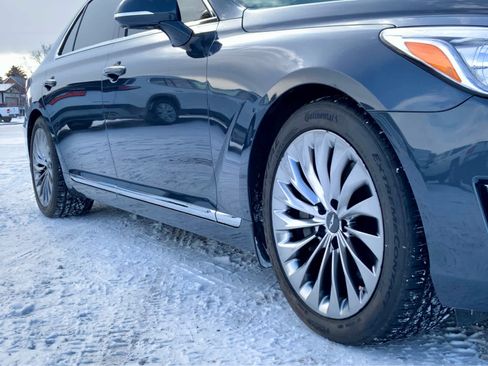 Used 2017 Genesis G90 3.3T Premium image 15