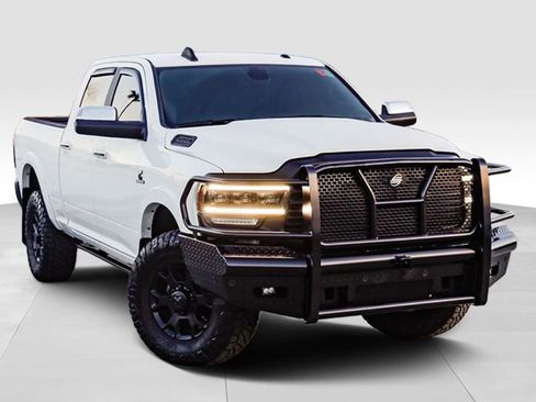 Used 2022 RAM 2500 Laramie image 2