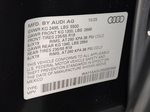 Used 2025 Audi Q5 Premium w/ Convenience Package AWD/4WD image 27