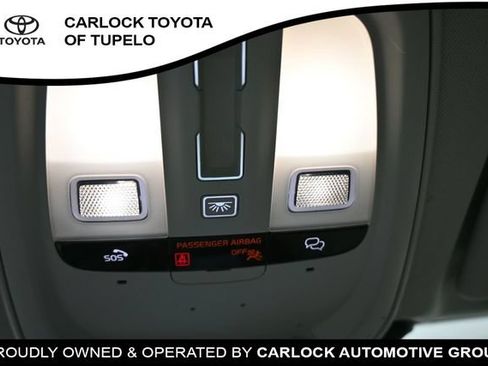 Used 2023 Volvo XC60 B5 Plus w/ Climate Package AWD/4WD image 22