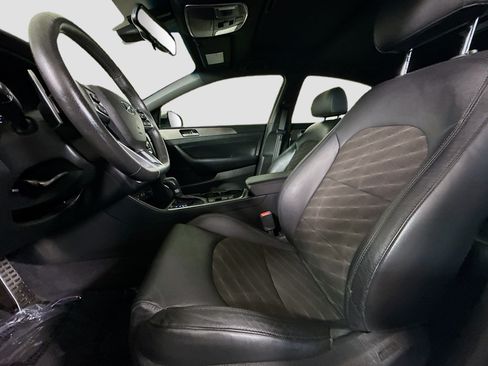 Used 2019 Hyundai Sonata Sport w/ Tech Package 03 FWD image 22