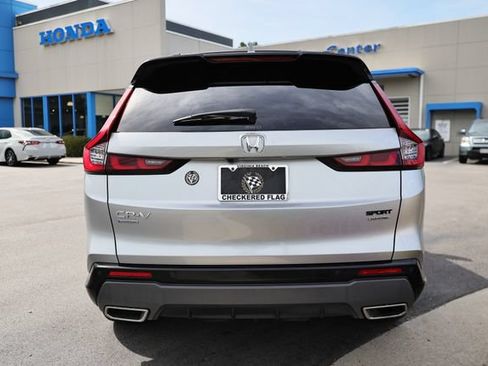 Used 2024 Honda CR-V Sport Touring image 10