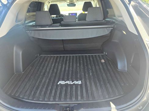 Used 2023 Toyota RAV4 LE FWD image 14