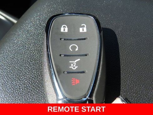 Used 2023 Chevrolet Equinox LT FWD image 38