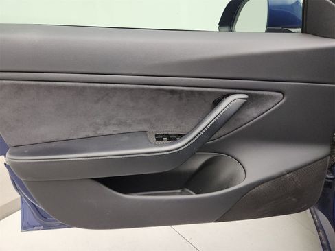 Used 2018 Tesla Model 3 Long Range image 10