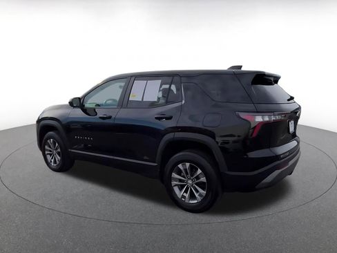 Used 2025 Chevrolet Equinox LT image 10