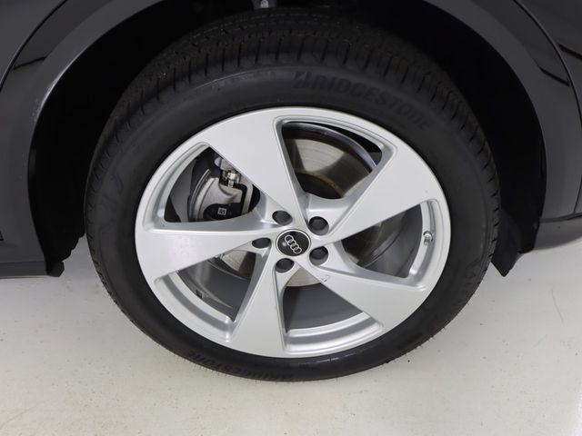 Certified 2025 Audi Q5 Premium Plus AWD/4WD image 9