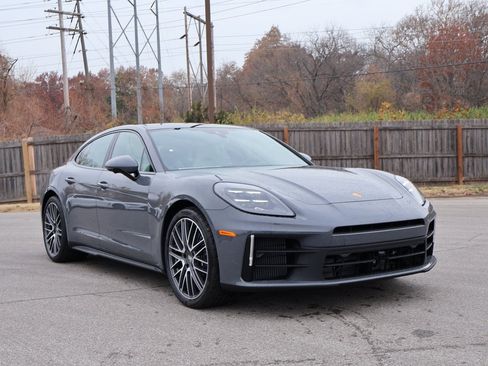 New 2026 Porsche Panamera image 11