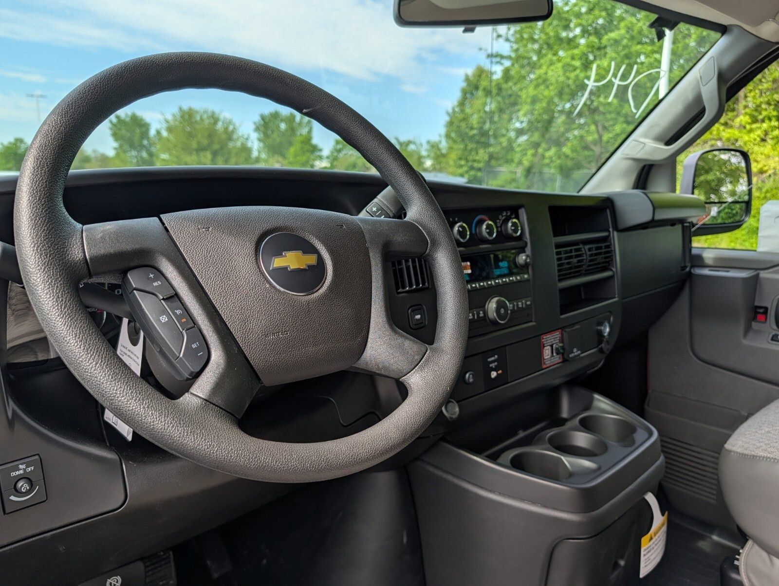 New 2026 Chevrolet Express 2500 w/ Driver Convenience Package RWD image 18
