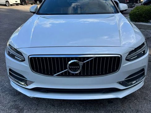 Used 2017 Volvo S90 T6 Inscription w/ Vision Package AWD/4WD image 3