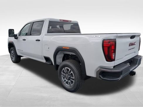 New 2026 GMC Sierra 3500 Pro w/ Convenience Package AWD/4WD image 3