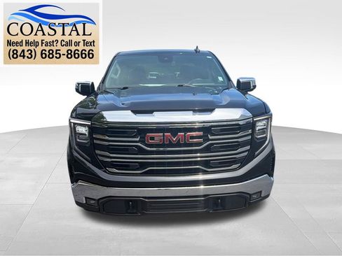Used 2025 GMC Sierra 1500 SLT AWD/4WD image 18