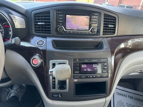 Used 2016 Nissan Quest SV FWD image 18