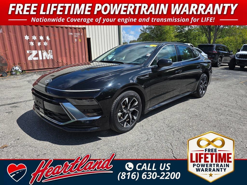 Used 2025 Hyundai Sonata SEL FWD image 1
