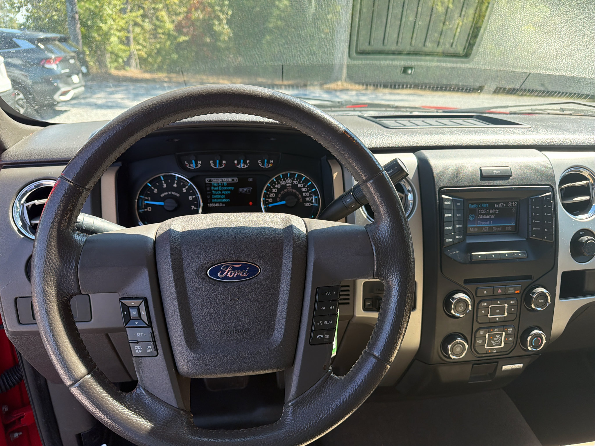 Used 2013 Ford F150 XLT w/ Luxury Equipment Group RWD image 14