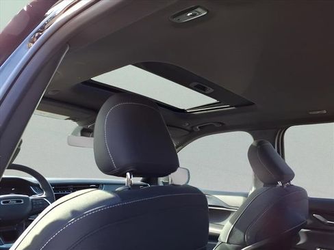 New 2025 Jeep Grand Cherokee Laredo X w/ Luxury Tech Group I image 10