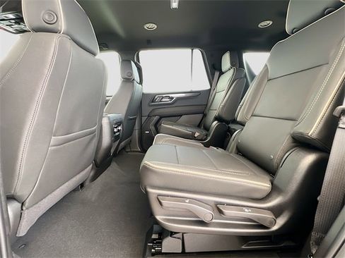 New 2026 GMC Yukon Elevation w/ LPO, Floor Liner Package image 17