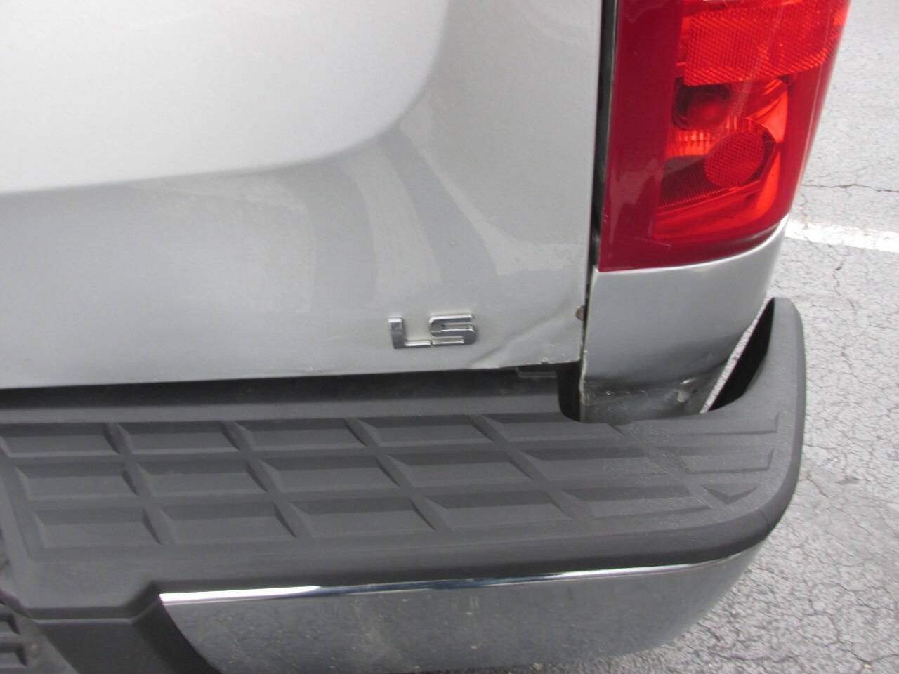 Used 2012 Chevrolet Silverado 1500 LS AWD/4WD image 39