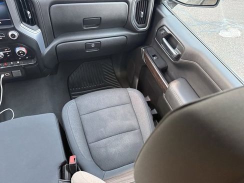 Used 2019 GMC Sierra 1500 SLE w/ SLE Value Package image 14