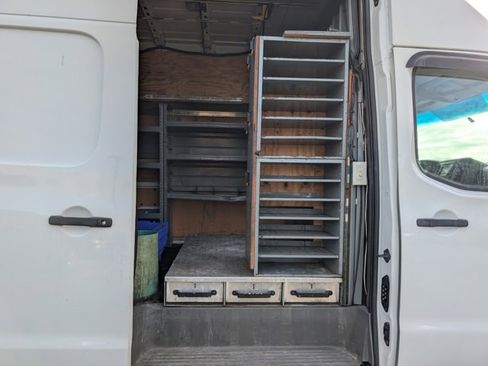 Used 2018 Nissan NV 2500 SV w/ Navigation Package image 19