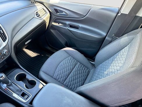 Used 2020 Chevrolet Equinox LT image 21