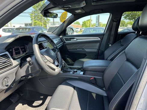 Used 2021 Volkswagen Atlas Cross Sport SEL AWD/4WD image 14