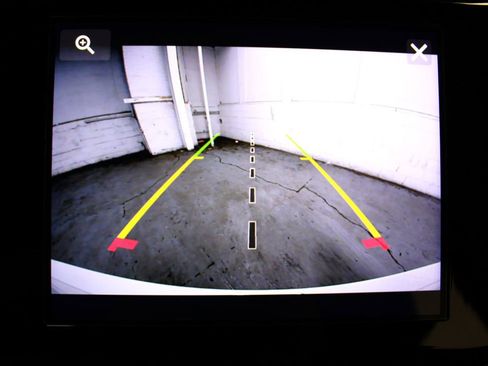 New 2025 Jeep Grand Cherokee Laredo X w/ Luxury Tech Group I image 17