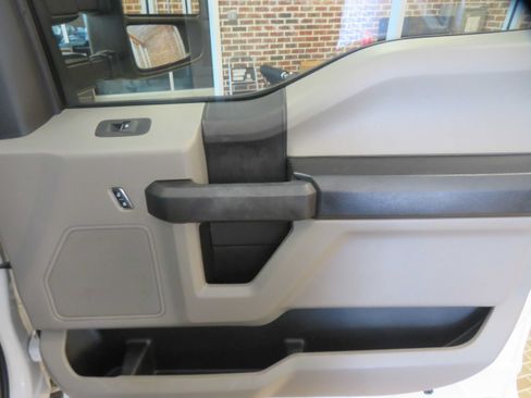Used 2020 Ford F250 XL w/ STX Appearance Package AWD/4WD image 23