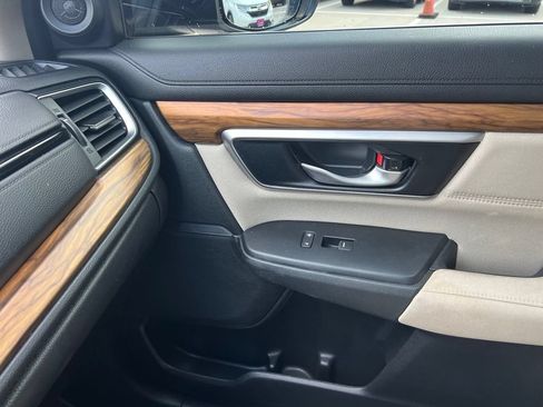 Used 2019 Honda CR-V EX image 17