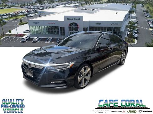 Used 2018 Honda Accord Touring image 1