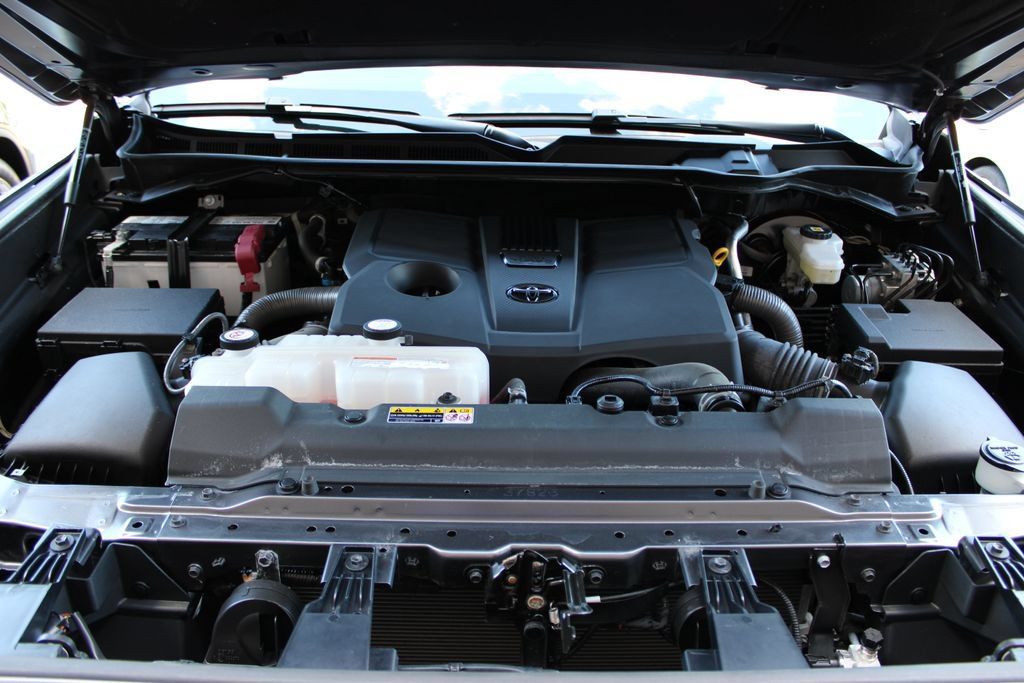 Used 2023 Toyota Tundra SR5 w/ SR5 Convenience Package AWD/4WD image 47