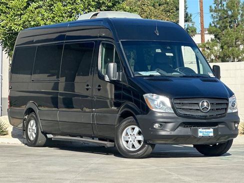 Used 2016 Mercedes-Benz Sprinter 2500 image 2