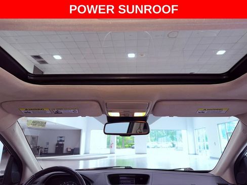 Used 2016 Honda CR-V Touring image 8