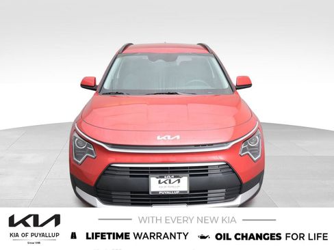 New 2026 Kia Niro LX FWD image 2
