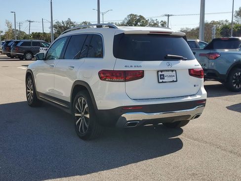 Used 2020 Mercedes-Benz GLB 250 4MATIC image 7