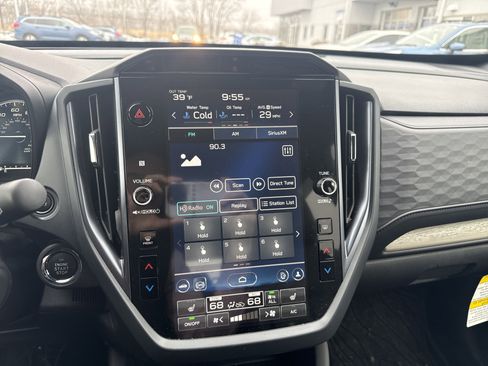 Used 2025 Subaru Forester Limited image 29