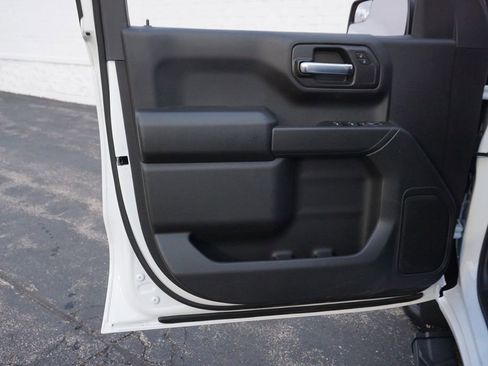 New 2026 Chevrolet Silverado 1500 Custom Trail Boss AWD/4WD image 22