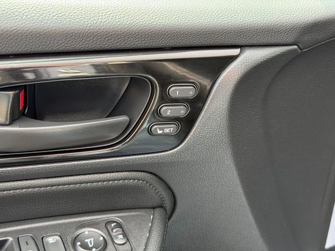 Used 2025 Honda Odyssey Touring image 15