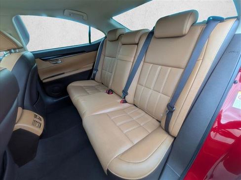 Used 2017 Lexus ES 350 w/ Luxury Package FWD image 23
