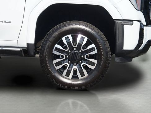 Used 2026 GMC Sierra 2500 Denali Ultimate w/ Max Trailering Package AWD/4WD image 4