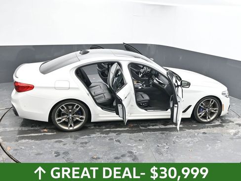 Used 2018 BMW M550i xDrive image 93