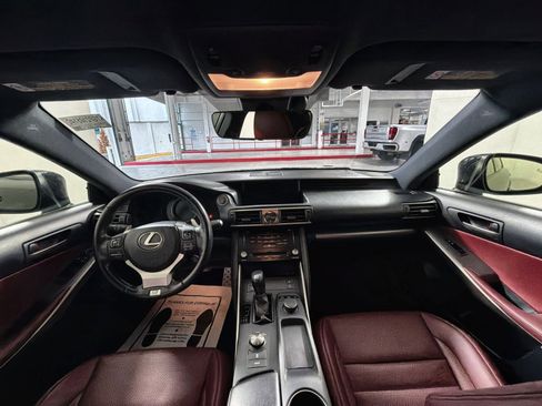 Used 2018 Lexus IS 300 F Sport image 22