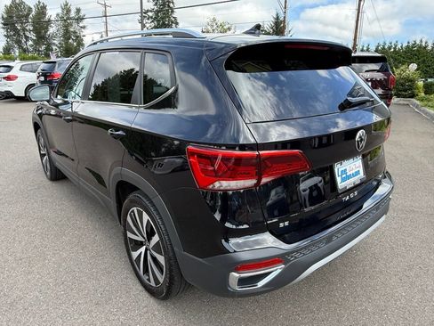Used 2022 Volkswagen Taos SE AWD/4WD image 3