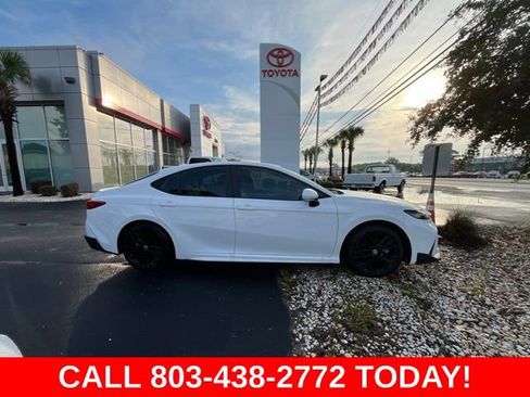 Used 2026 Toyota Camry SE FWD image 2