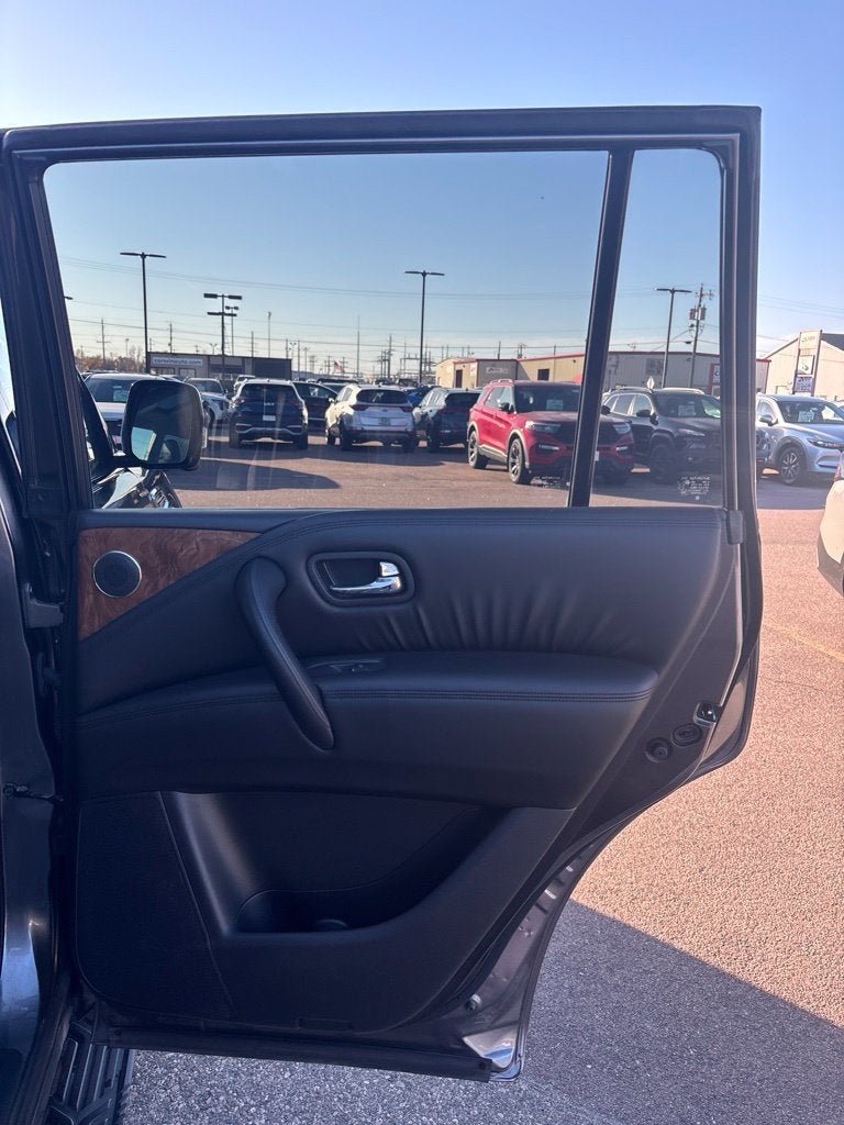 Used 2023 Nissan Armada SL w/ Cargo Package AWD/4WD image 20