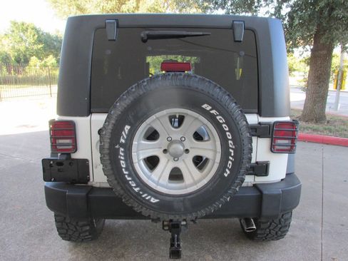 Used 2008 Jeep Wrangler Unlimited X image 6