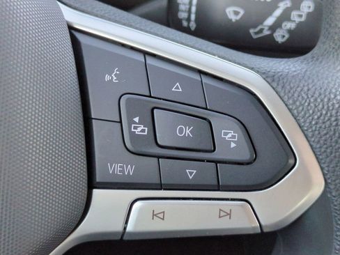 Used 2022 Volkswagen Tiguan S image 25