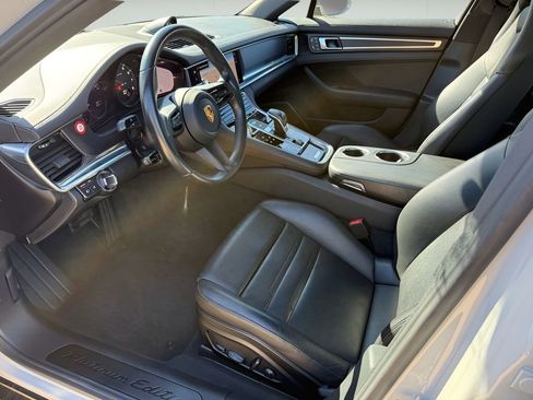 Used 2022 Porsche Panamera Platinum Edition image 9